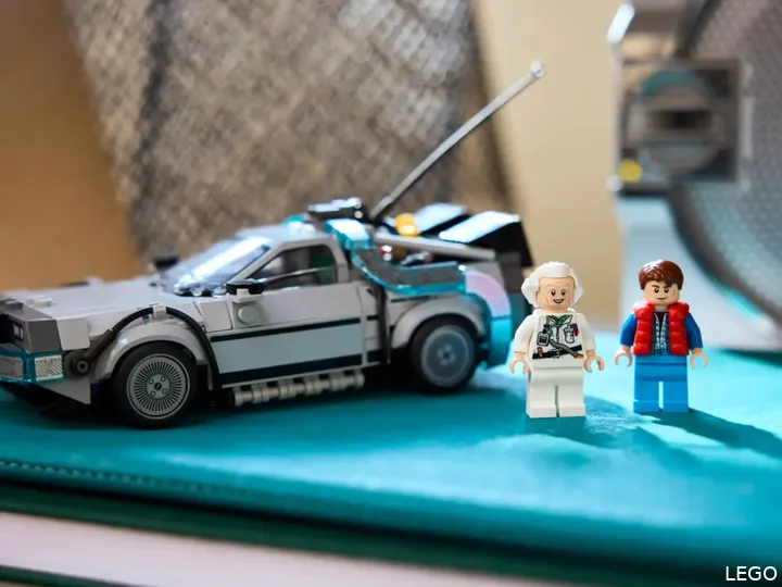 LEGO Deloran Speed Champions