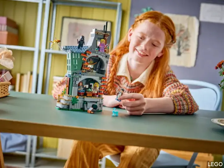 LEGO Harry Potter 76467 Luna Lovegood’s House