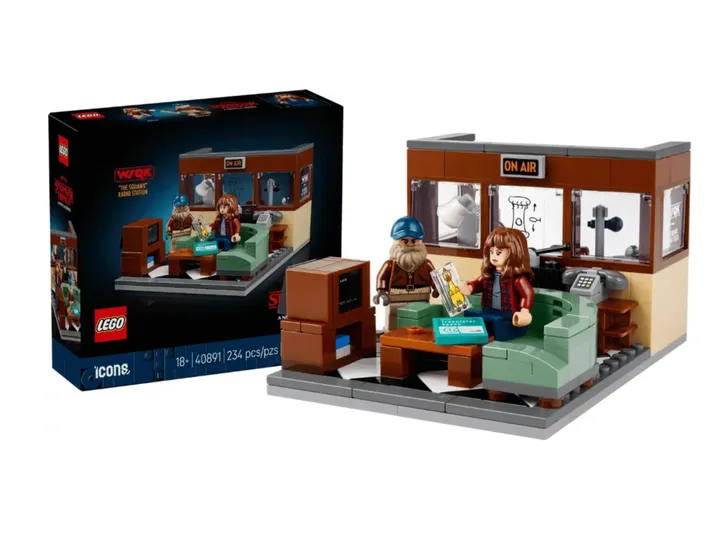 LEGO Stranger Things The Creel House (1)