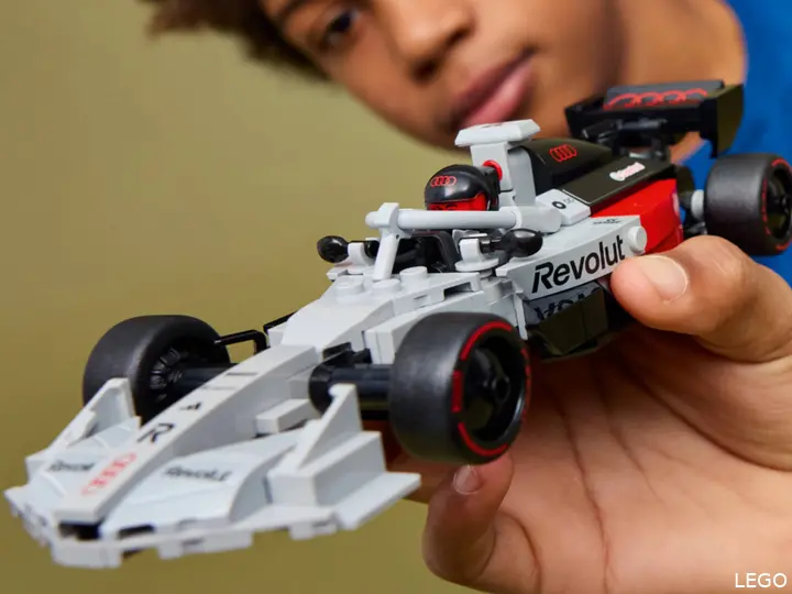 LEGO Speed Champions AudiR26 Team Car