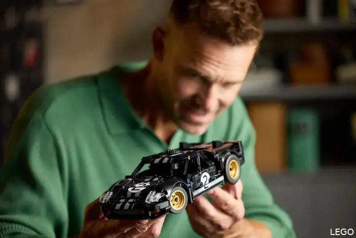 LEGO-technic-Ford1966-42223