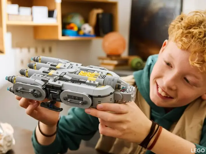 LEGO Star Wars 75445 Anzellan Starship (1)