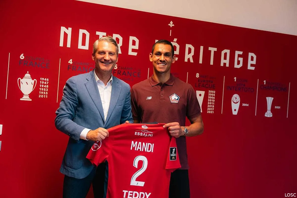 officiel le losc recrute aissa mandi dsc01448 379230