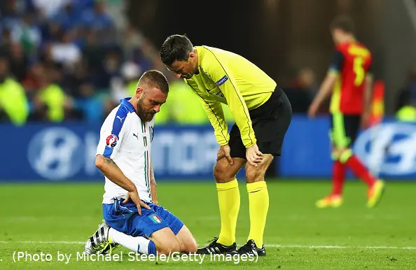 de rossi clattenburg belgio italia