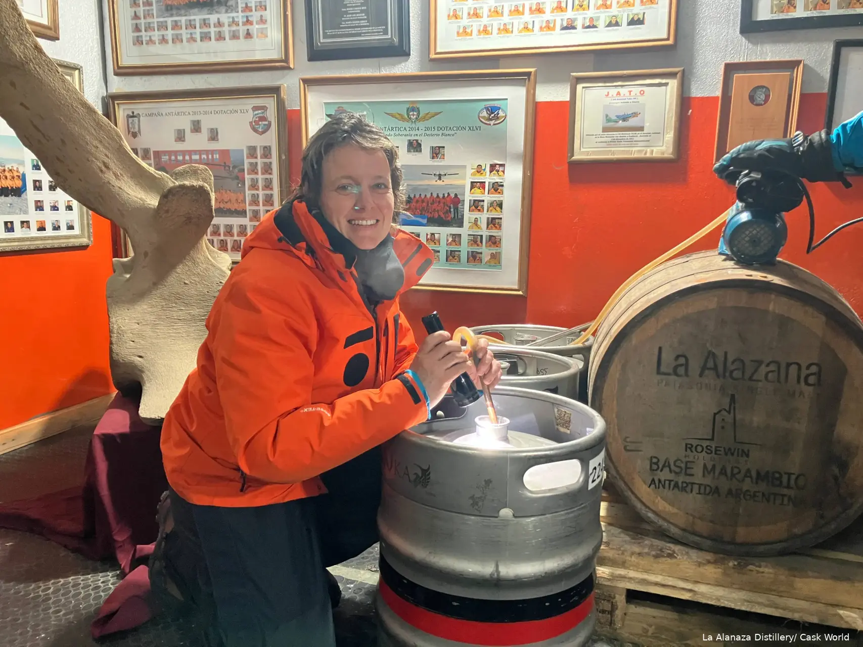 La Alanaza Distillery Cask World   Isla Marambio whisky (2)