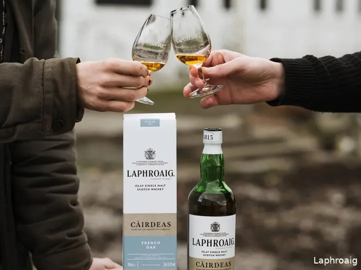 Laphroaig Càirdeas 2026 single malt whisky (1)