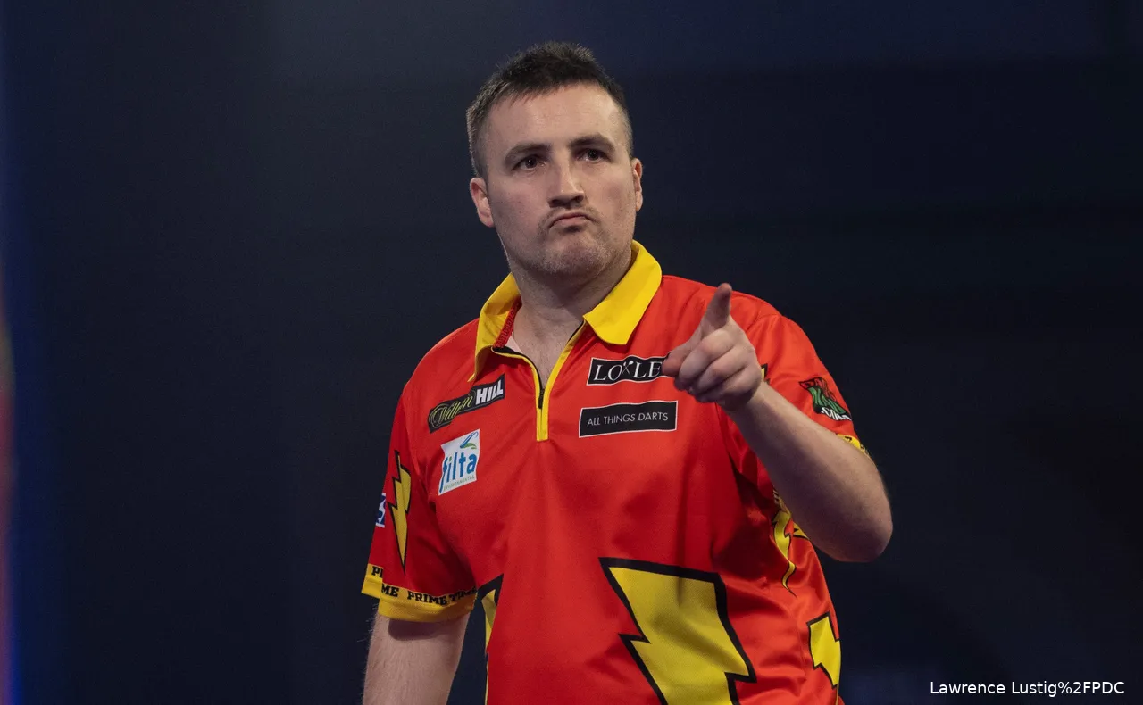 Ex-Profi schaut sich den Kalorienverbrauch beim Dartspielen genauer an