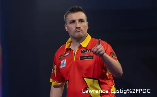 Ex-Profi schaut sich den Kalorienverbrauch beim Dartspielen genauer an