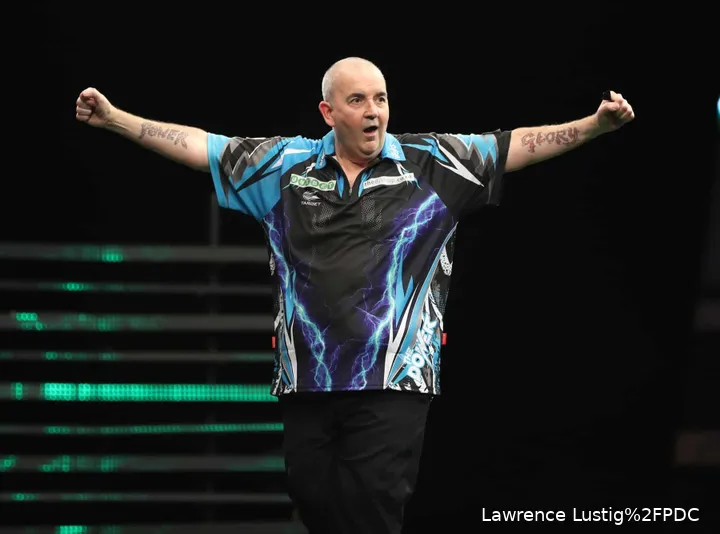 Phil Taylor: Guinness World Records würdigt die Rekorde des größten Dartspielers aller Zeiten