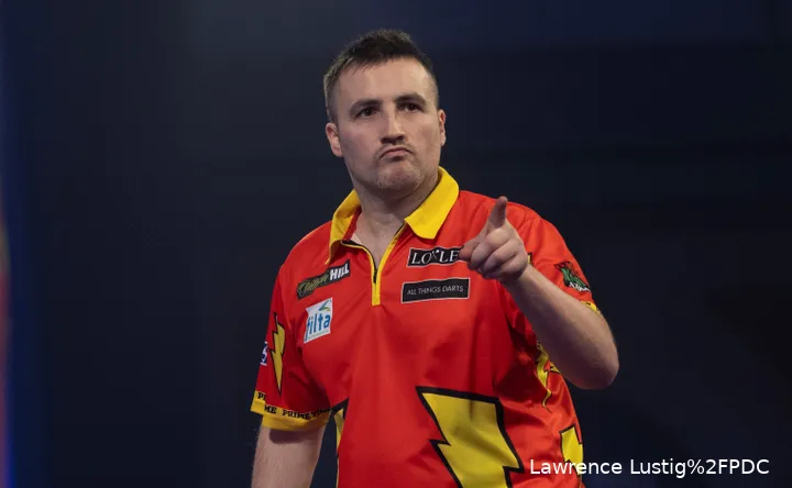 Ex-Profi schaut sich den Kalorienverbrauch beim Dartspielen genauer an