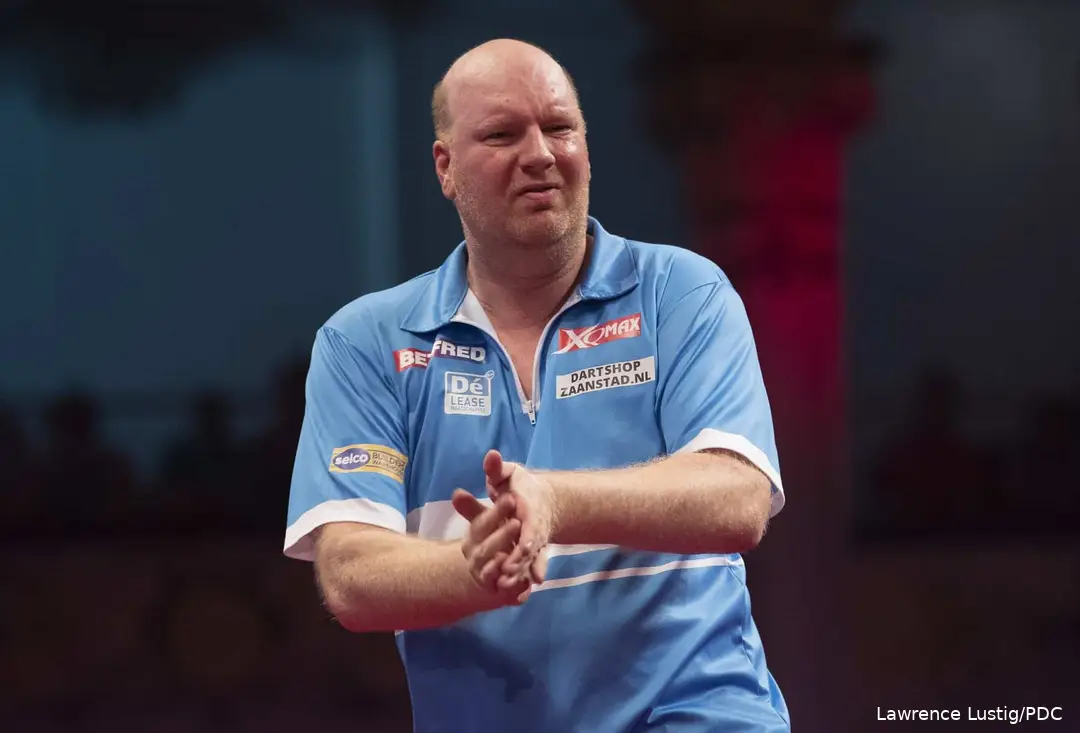 Vincent van der Voort auf der Bühne.