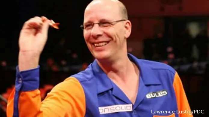 Co Stompé won de World Cup of Darts in 2010 aan de zijde van Raymond van Barneveld