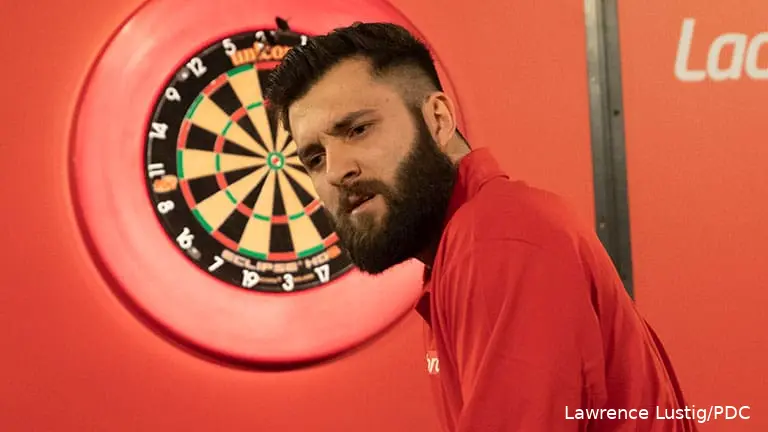 Jason Askew darts