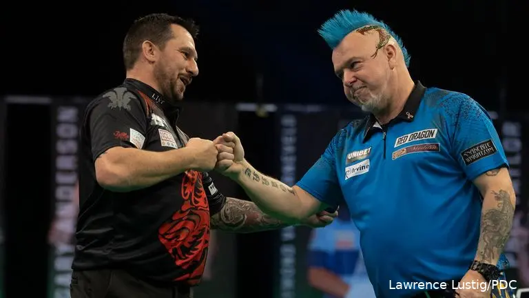 Jonny Clayton  Peter Wright