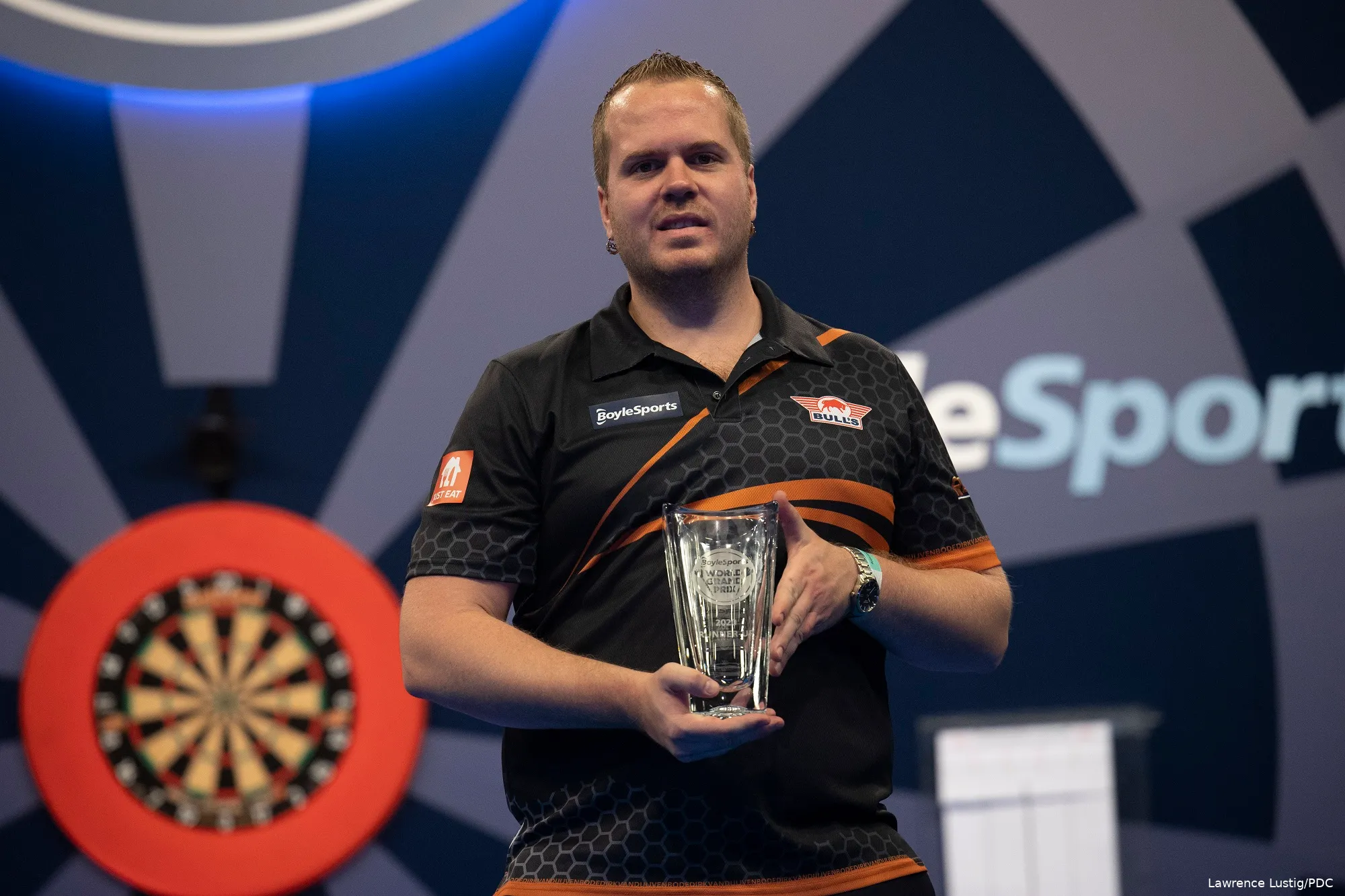 GRANDPRIX FNL VANDUIVENBODE9A 5f84d12c7d30c