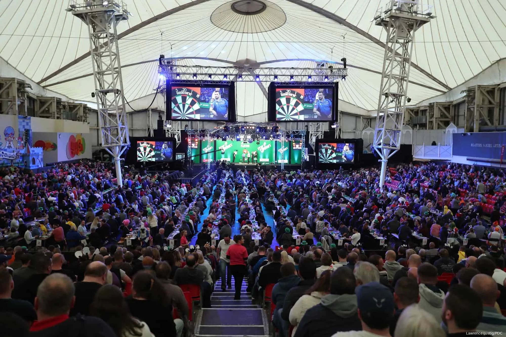 PLAYERSCHAMPS QF GENERALVIEW13