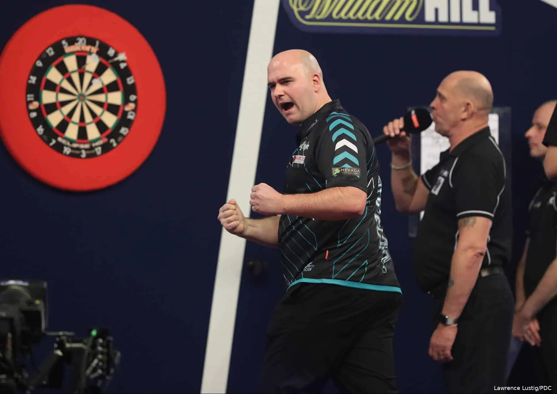 WLDCHAMPS RD1 CROSS8 e1514040418892