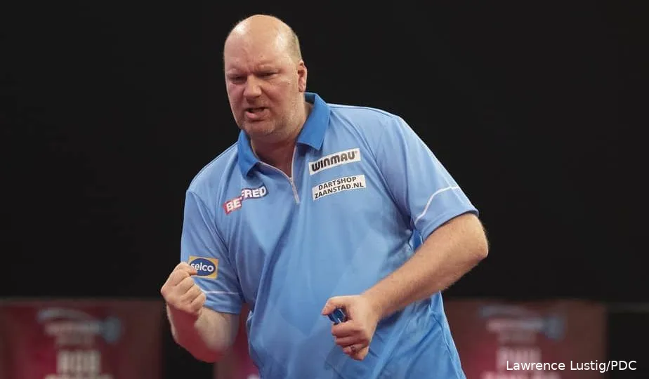 WLDMTCHPLAY RD1 VANDERVOORT19A e1595269783417