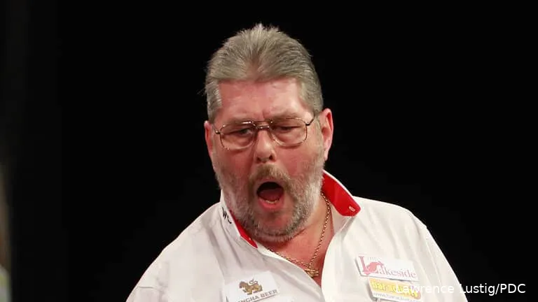 Martin Adams 5f3be8b388691