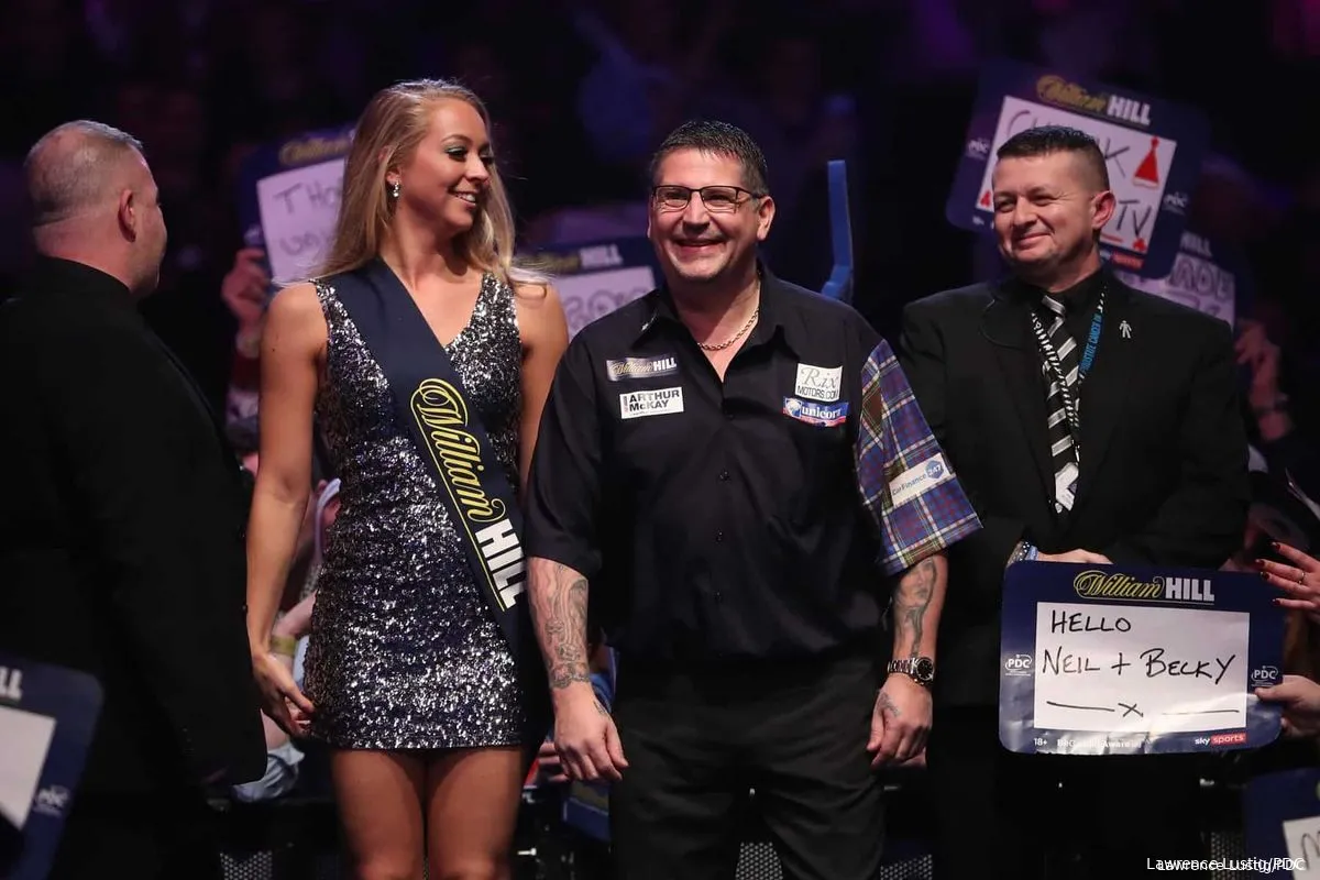 WLDCHAMPS RD1 GARY ANDERSON4