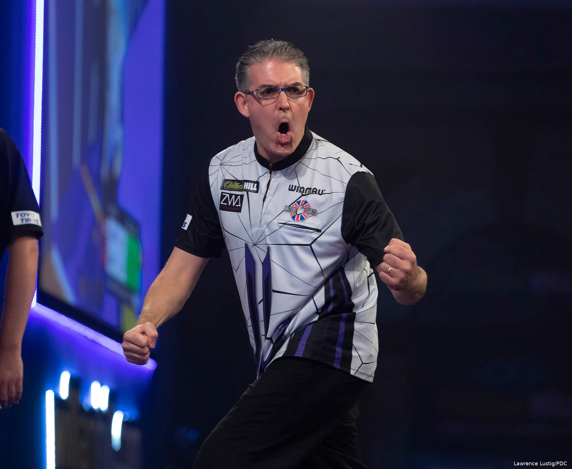 WLDDARTS RD1 JEFF SMITH20 2000