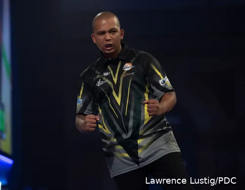 Cameron Carolissen mag voor de tweede keer meedoen aan het WK Darts