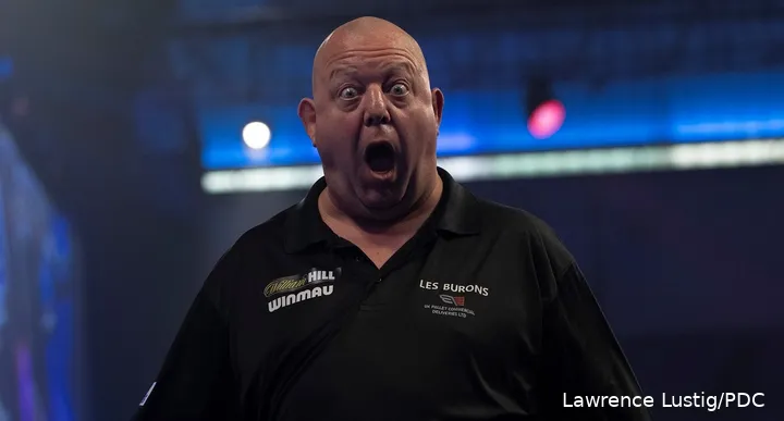 A striking character returns: After a two-year absence, Mervyn King celebrates his Ally Pally comeback