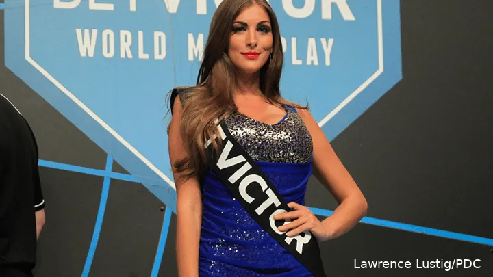 daniella-allfree-betvictor-world-matchplay-day-three-lawrence-lustig-pdc_wiuchiqsynir1jp88ukutp736