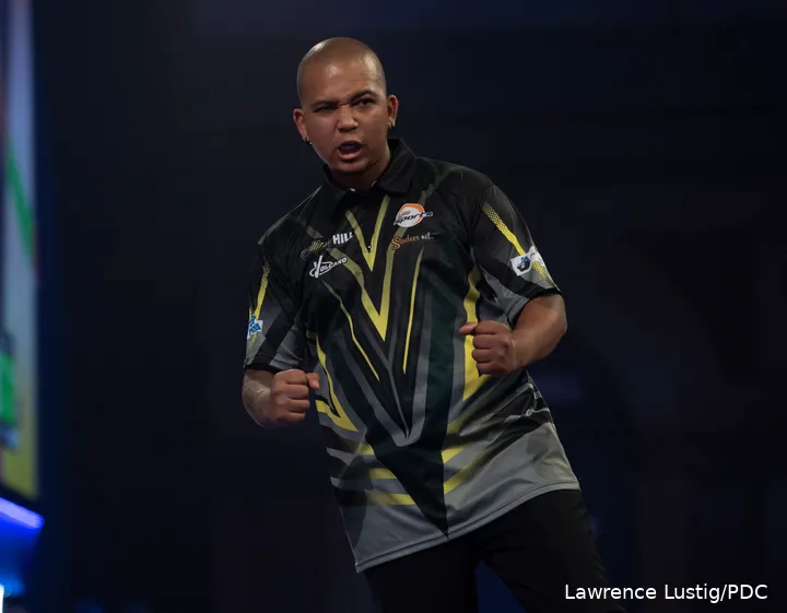 Cameron Carolissen mag voor de tweede keer meedoen aan het WK Darts