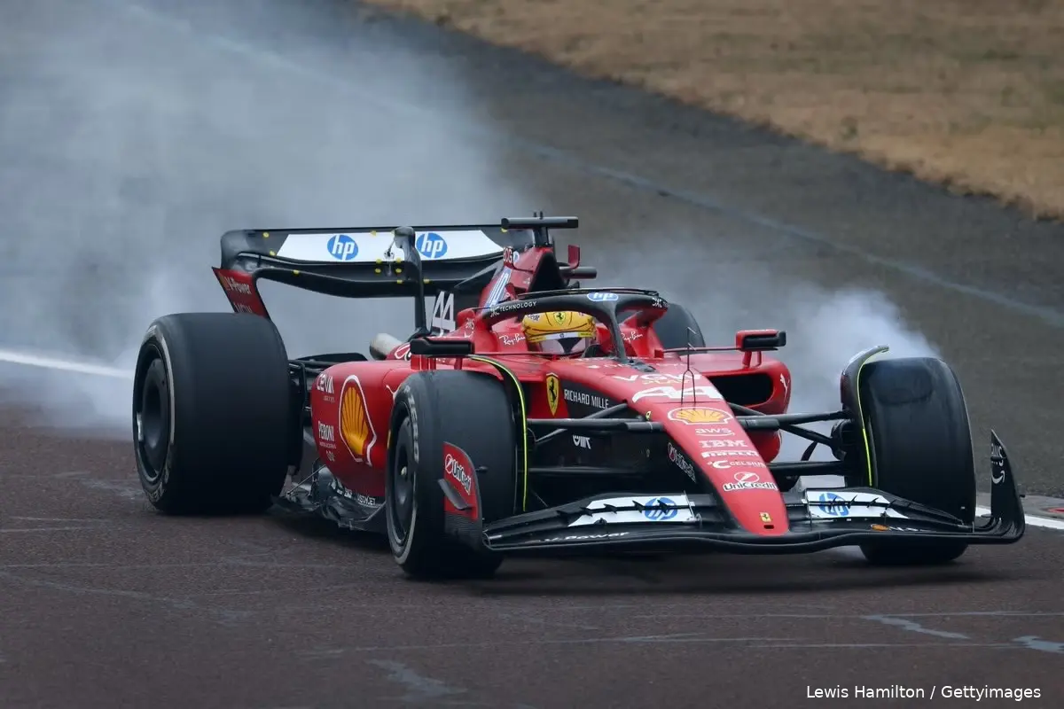 lewis hamilton ferrari ulykke