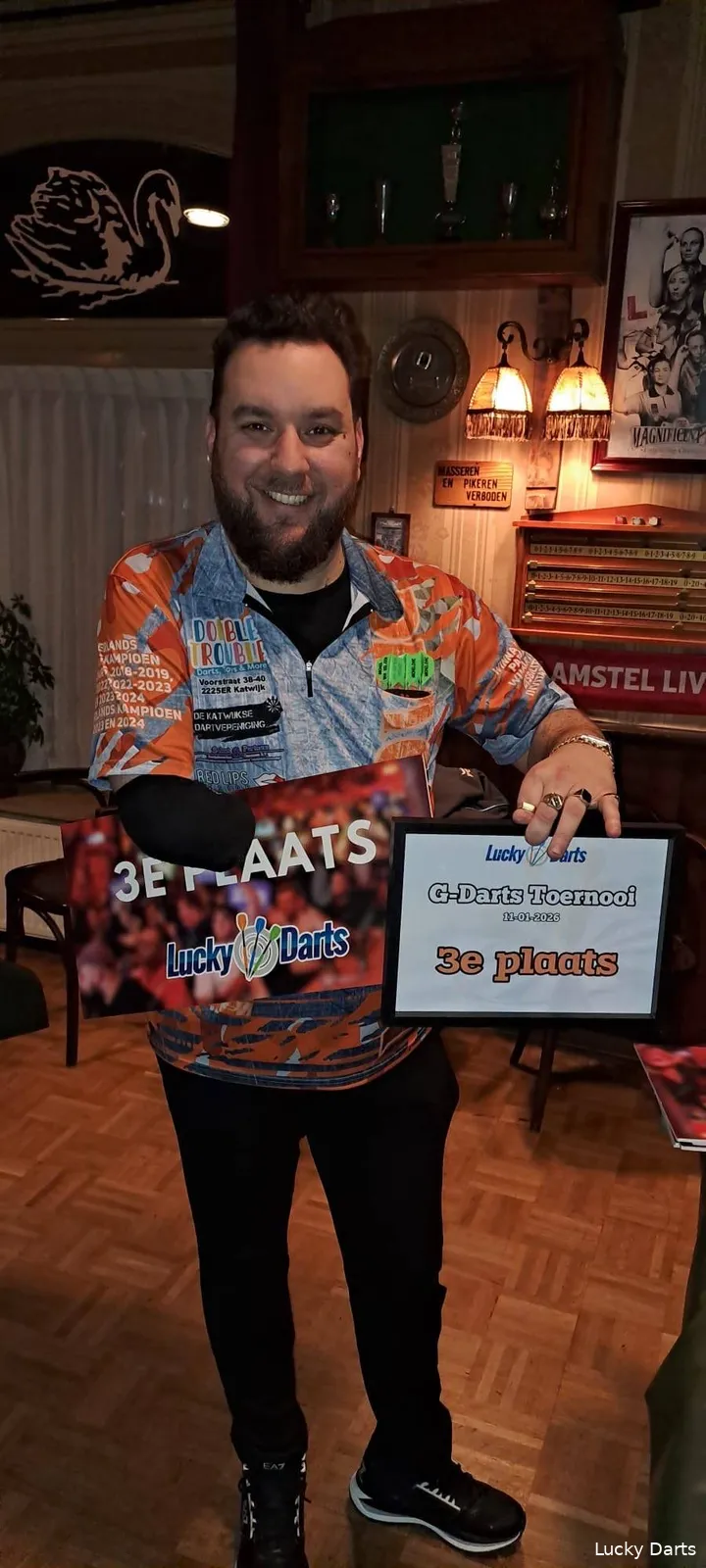 b8c9166b-9a04-466c-b7ae-6aedf2378ce8