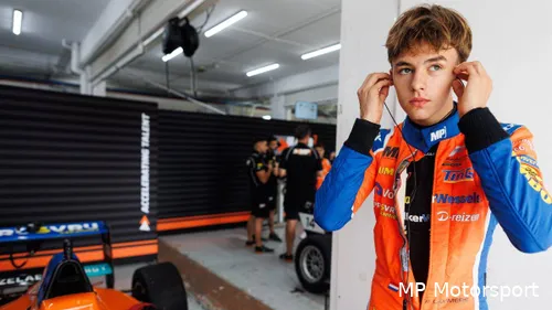 <i>René Lammers heeft volgens zijn vader het talent om de Formule 1 te bereiken.</i>