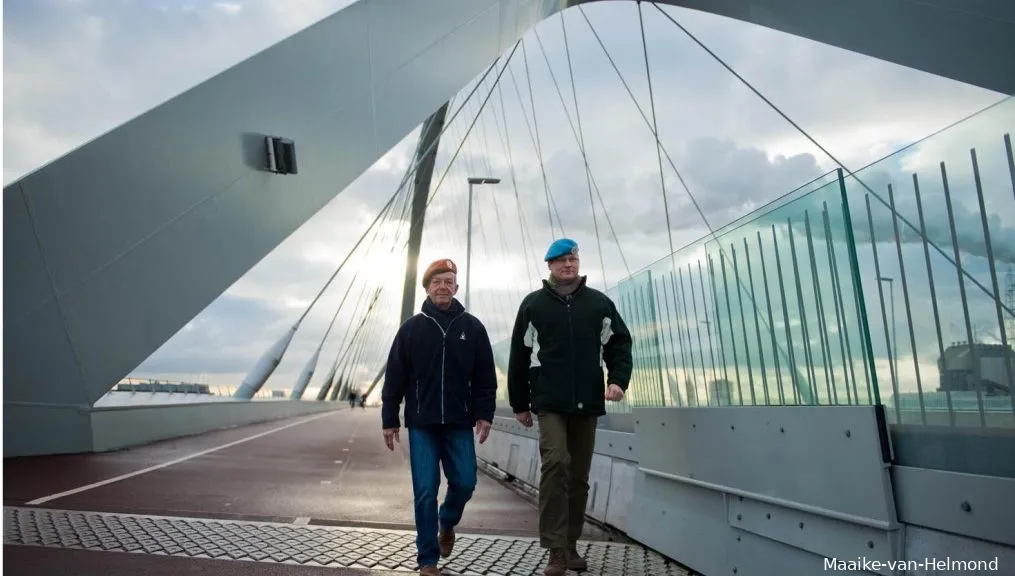 sunsetmarchmaaike van helmond de brug 2 1015x576 1