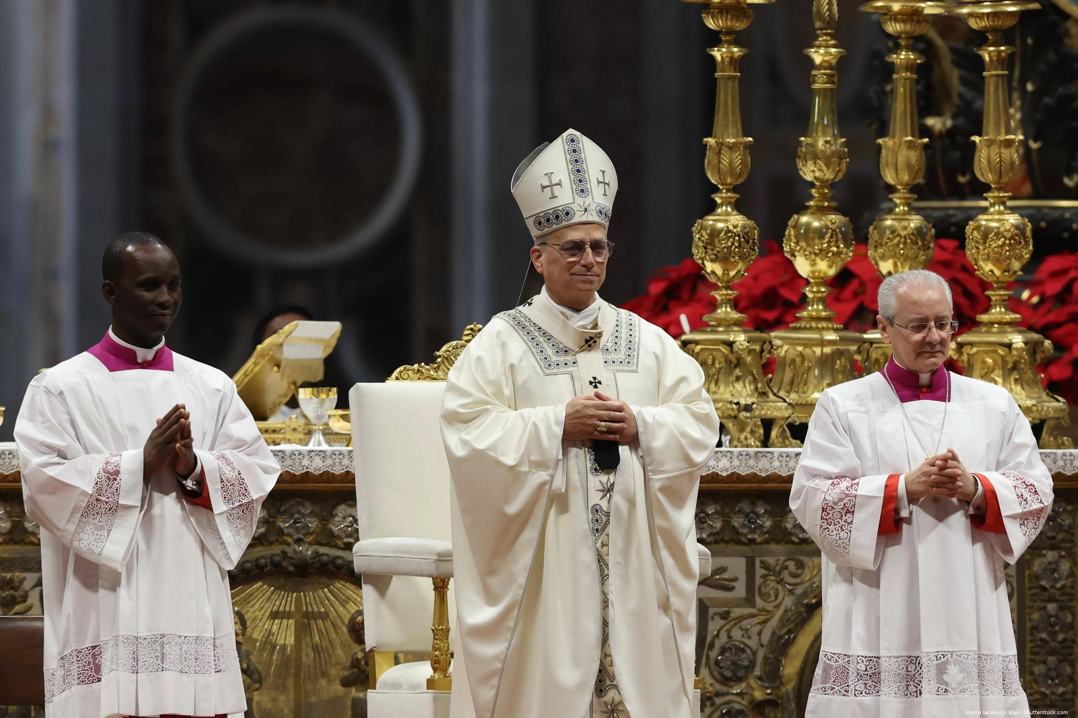 shutterstock_2722003891