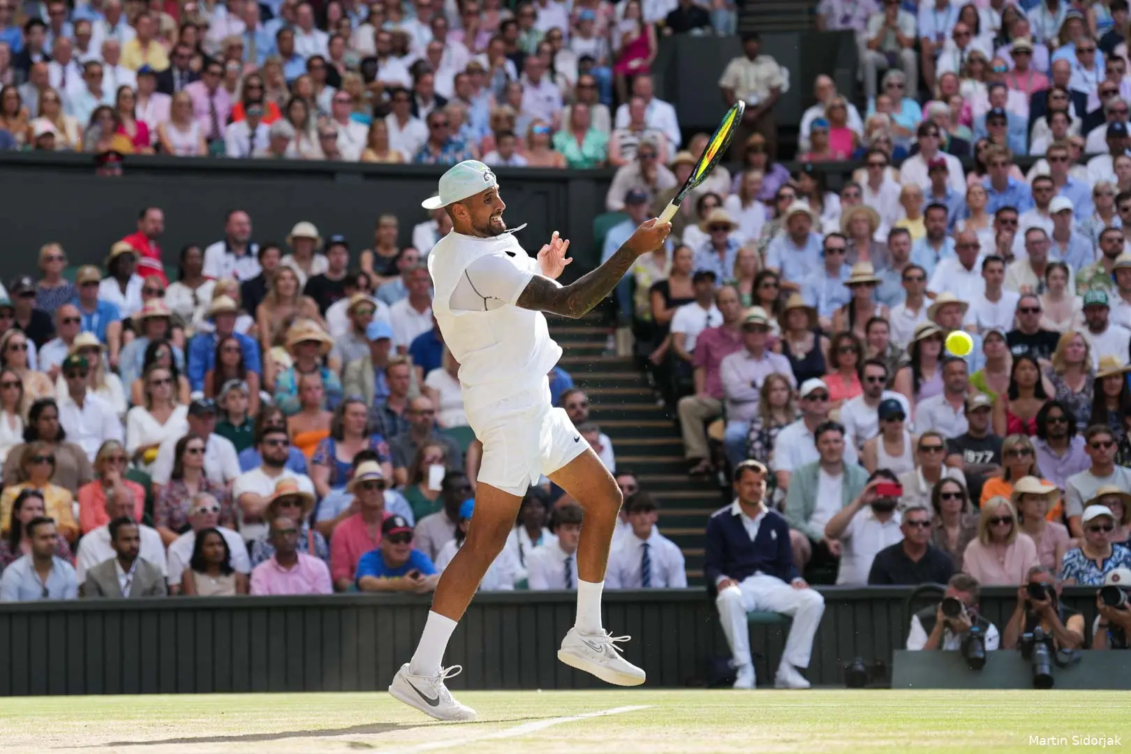 Kyrgios Nick Wimbledon2022 MartinSidorjak14