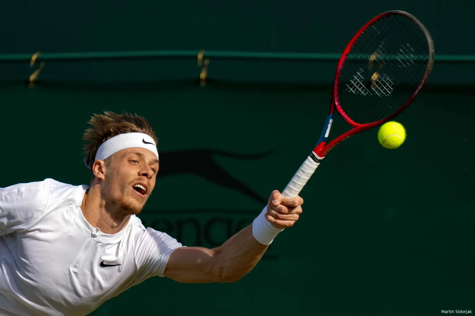 Shapovalov Denis Wimbledon2022 MartinSidorjak3