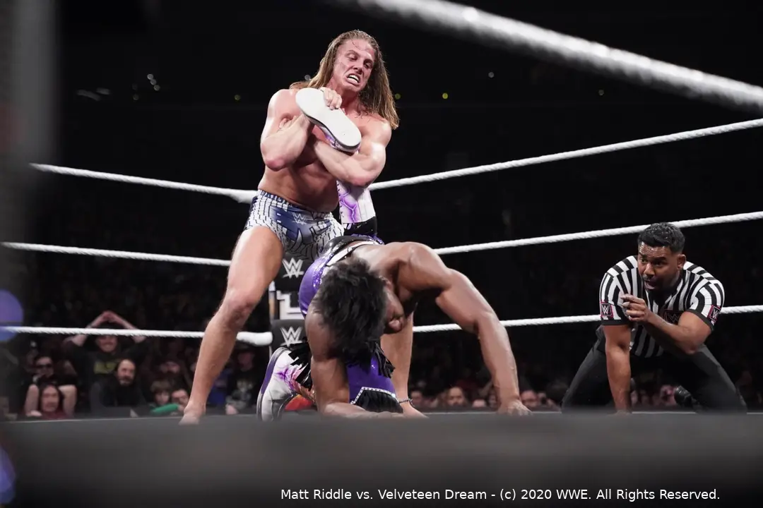 Matt Riddle vs. Velveteen Dream - (c) 2020 WWE. All Rights Reserved.