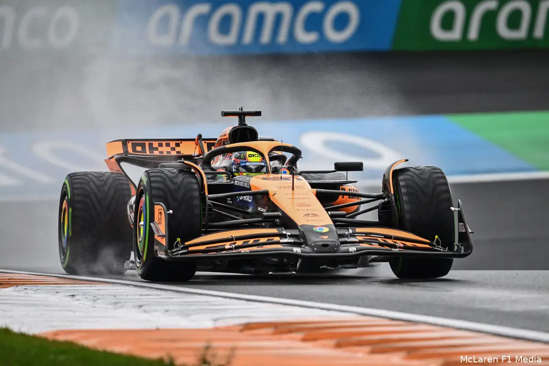 lando norris mclaren nederland zandvoort regen 1