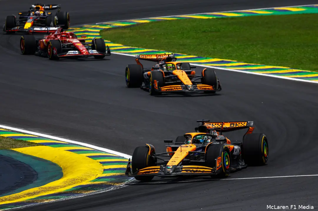 McLaren, Ferrari en Red Bull in een beeld gevangen.&nbsp;