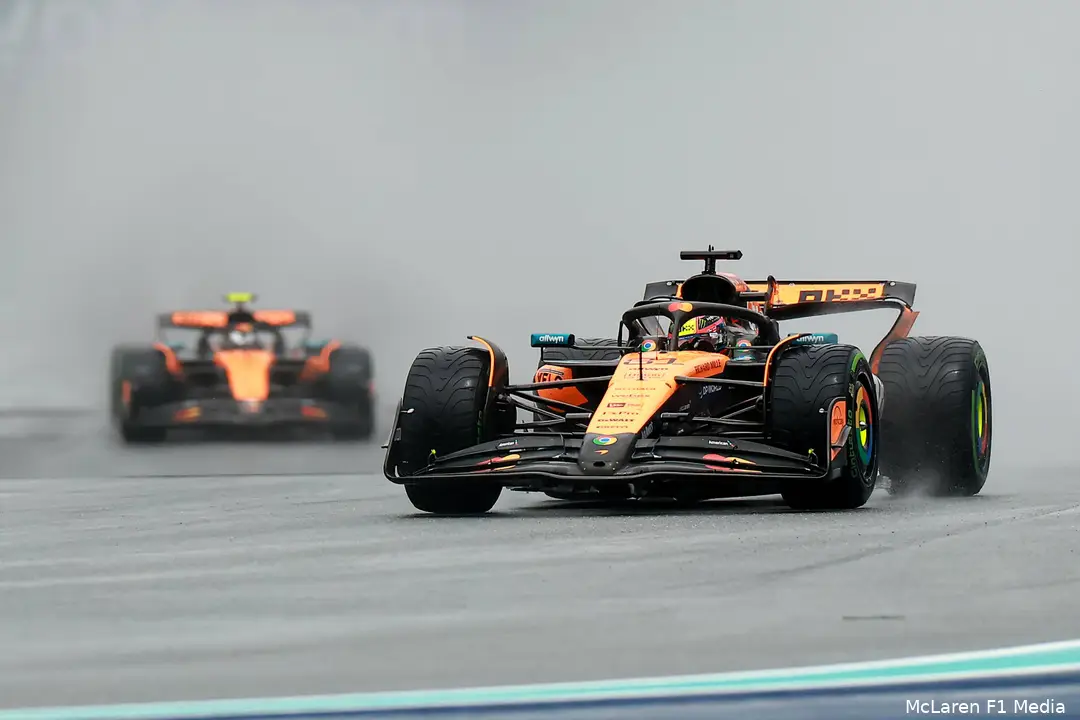 Norris won de sprintrace, maar in de Grand Prix kreeg hij Piastri niet te pakken.