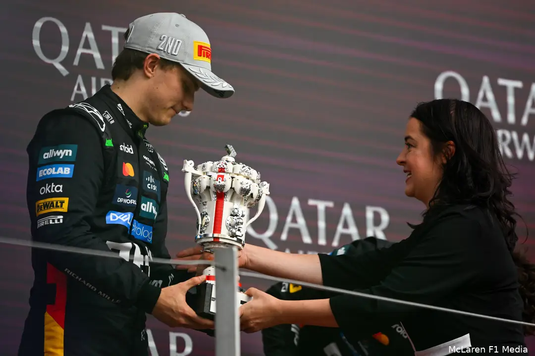 oscar piastri podium silverstone 2025