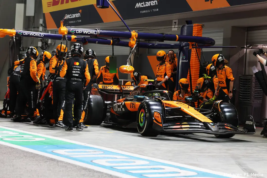 lando-norris-mclaren-gp-singapore-2025-zondag-4