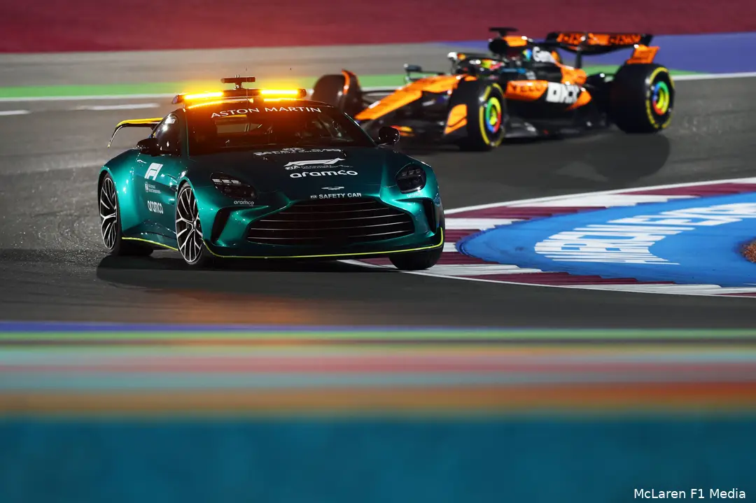 oscar-piastri-mclaren-gp-qatar-2025-zondag-safety-car-2