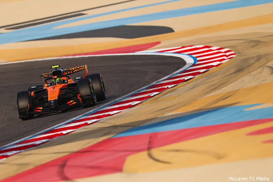 mclaren-lando-norris-mcl40-wintertest-bahrein-15