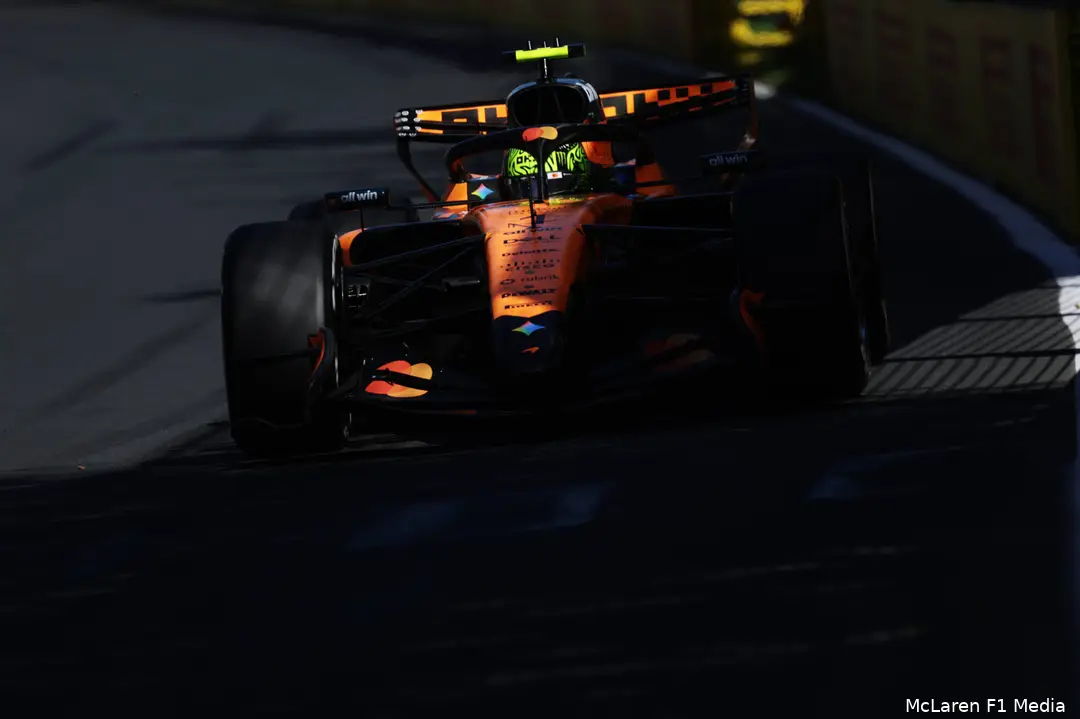 lando-norris-mclaren-vrijdag-australie (6)