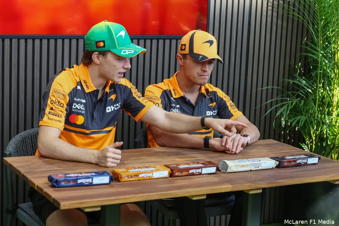 oscar-piastri-lando-norris-mclaren-vrijdag-australie (3)