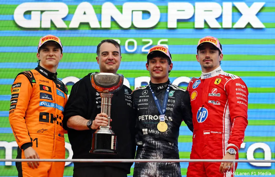 oscar-piastri-mclaren-charles-leclerc-ferrari-mercedes-andrea-kimi-antonelli-gp-japan-2026-zondag-podium-7