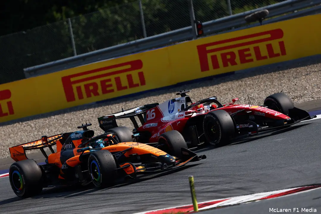 oscar-piastri-mclaren-gp-oostenrijk-2026-zondag-charles-leclerc-ferrari-2
