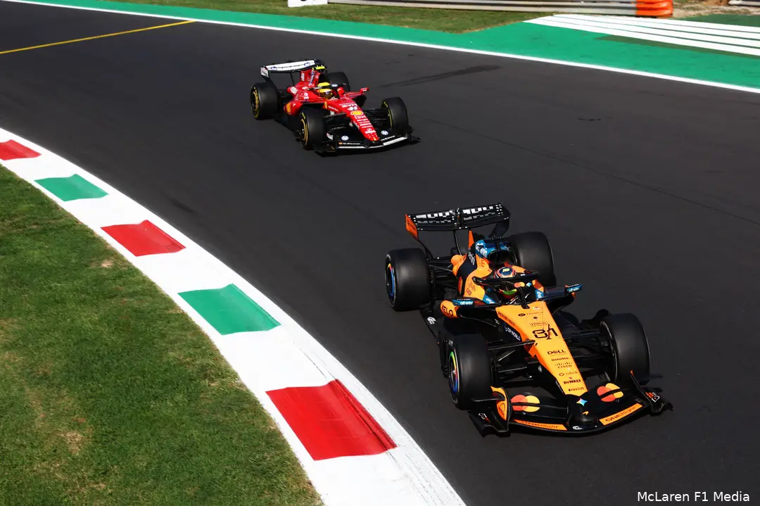 lewis-hamilton-ferrari-oscar-piastri-mclaren-gp-italie-2026-zondag