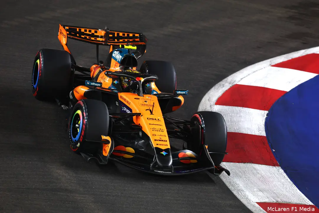 lando-norris-mclaren-gp-singapore-2026-zaterdag-3